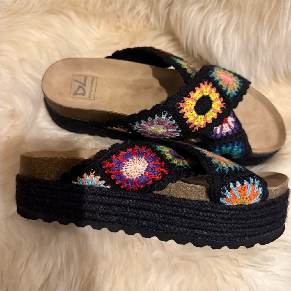 Dirty Laundry Multicolor Granny Square Crochet Espadrille Slides - Picture 7 of 8